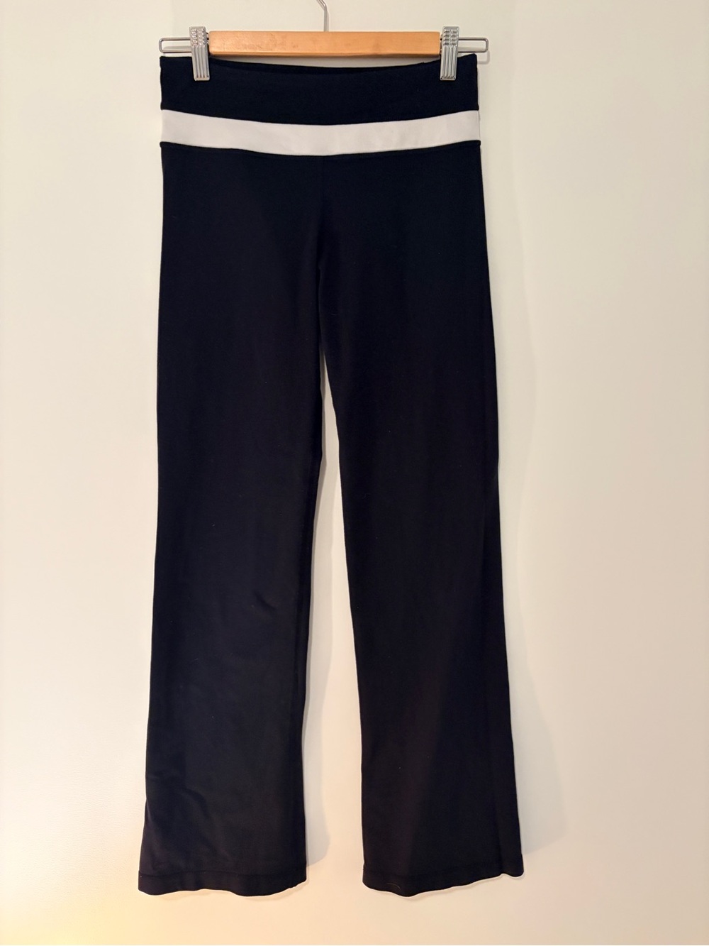 Lululemon Reversible black Yoga Pants